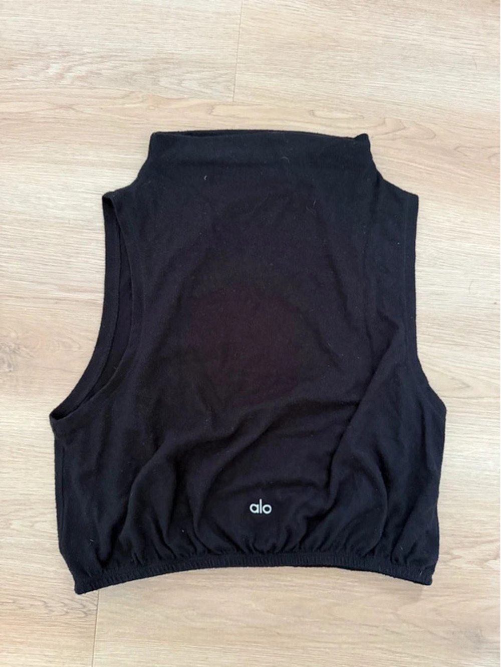 Alo tank top with cinched waistband